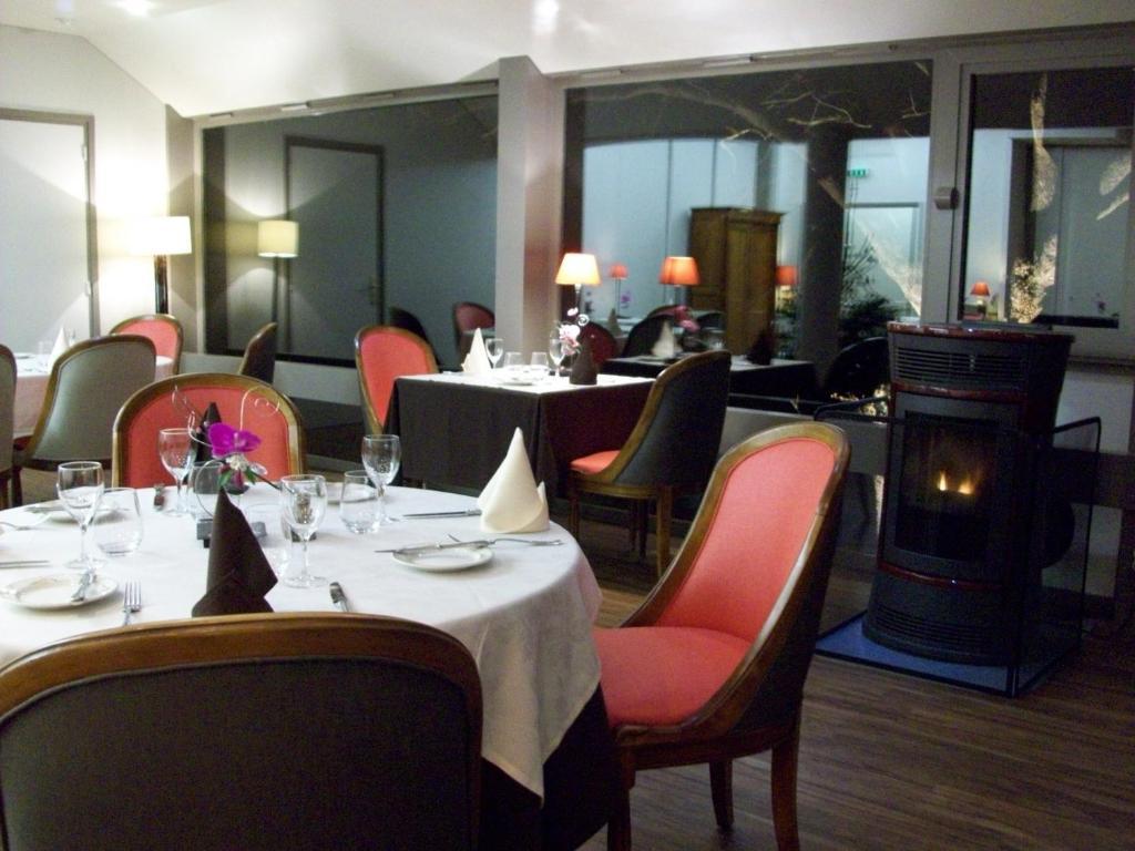 Best Western Auray Le Loch Exteriör bild
